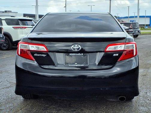 2013 Toyota Camry SE