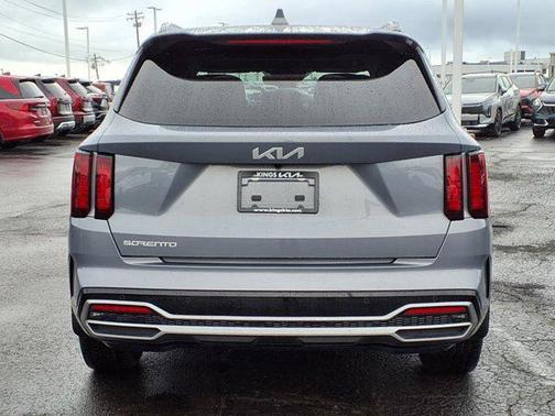2023 Kia Sorento S