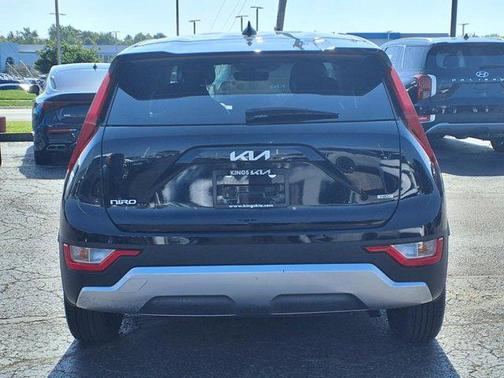 2024 Kia Niro LX