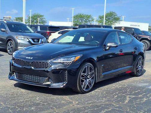 2023 Kia Stinger GT2