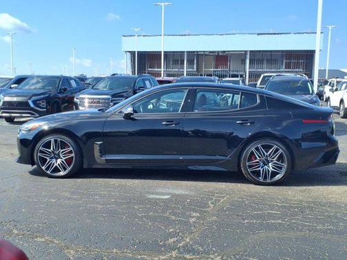 2023 Kia Stinger GT2