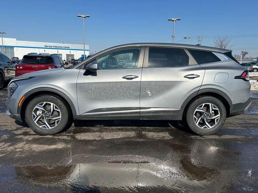 2024 Kia Sportage LX