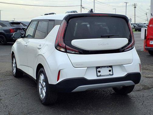 2023 Kia Soul LX