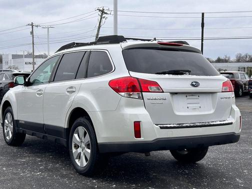2011 Subaru Outback 2.5 i Limited