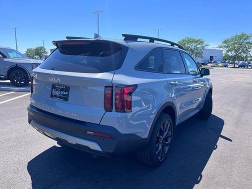 Wolf Gray 2022 Kia Sorento EX