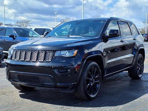 2019 Jeep Grand Cherokee Altitude