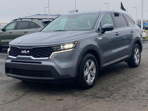 2023 Kia Sorento LX