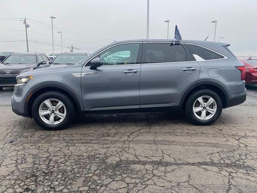 2023 Kia Sorento LX