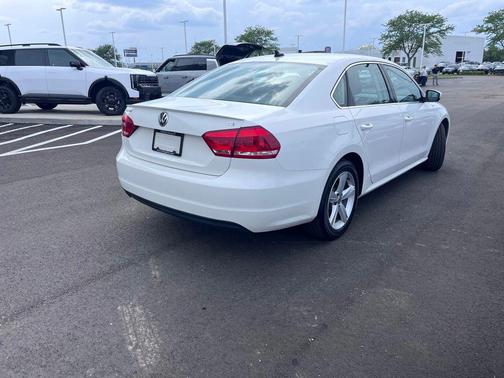 Candy White 2015 Volkswagen Passat 1.8T Limited Edition