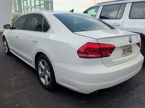 Candy White 2015 Volkswagen Passat 1.8T Limited Edition