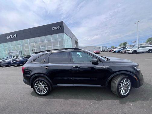 Ebony Black 2021 Kia Sorento SX