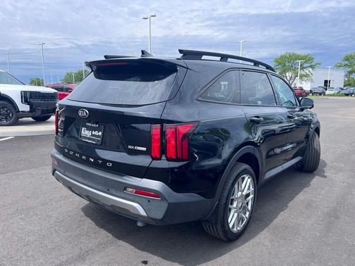 Ebony Black 2021 Kia Sorento SX
