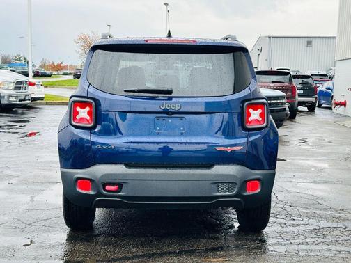 2016 Jeep Renegade Trailhawk