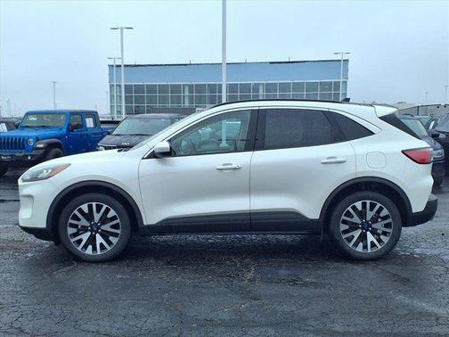 2020 Ford Escape SEL