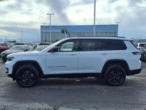 2023 Jeep Grand Cherokee L Altitude