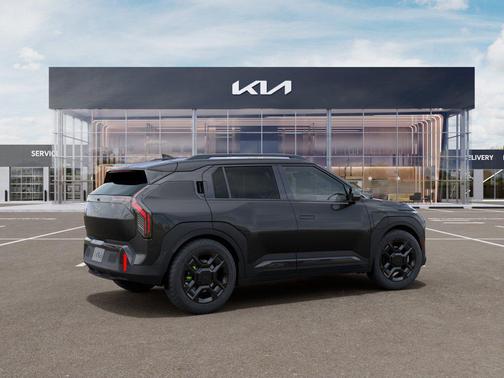 Interstellar Gray 2027 Kia EV3 Land