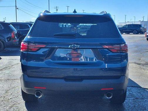 2022 Chevrolet Traverse LS