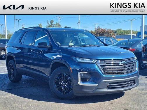 2022 Chevrolet Traverse LS