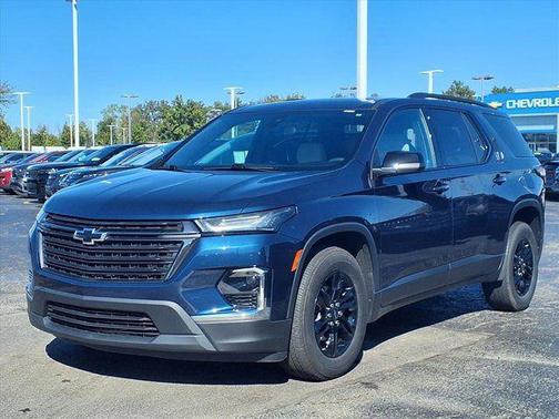 2022 Chevrolet Traverse LS