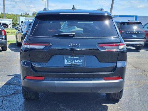 2022 Jeep Grand Cherokee L Altitude