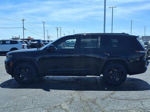 2022 Jeep Grand Cherokee L Altitude