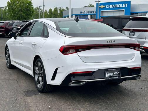 Glacial White Pearl 2023 Kia K5 EX