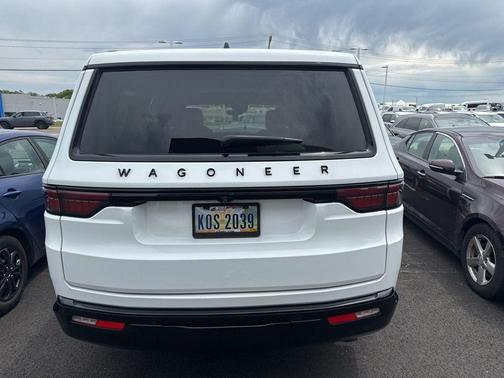 Bright White Clearcoat 2025 Jeep Wagoneer Series II 4x4