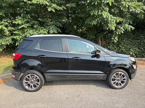 2020 Ford EcoSport Titanium