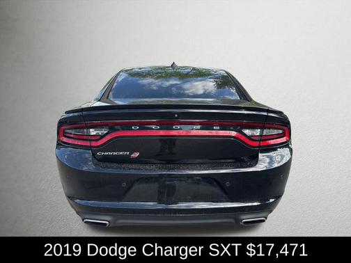 Pitch Black Clearcoat 2019 Dodge Charger SXT