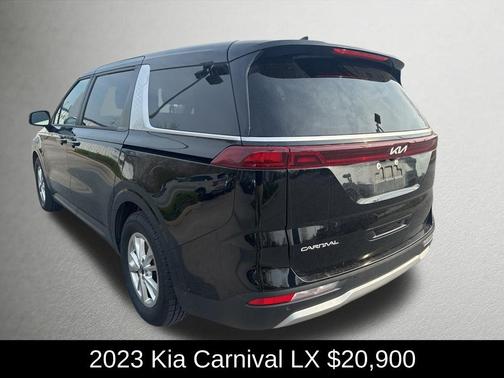 Aurora Black Pearl 2023 Kia Carnival LX