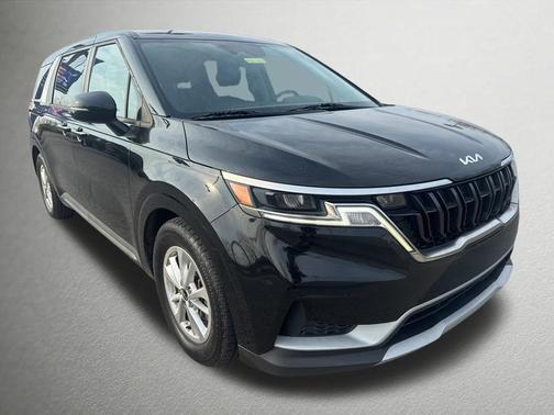 Aurora Black Pearl 2023 Kia Carnival LX