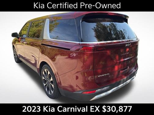 2023 Kia Carnival EX