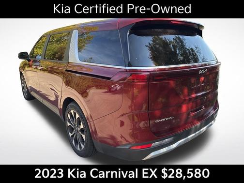 2023 Kia Carnival EX