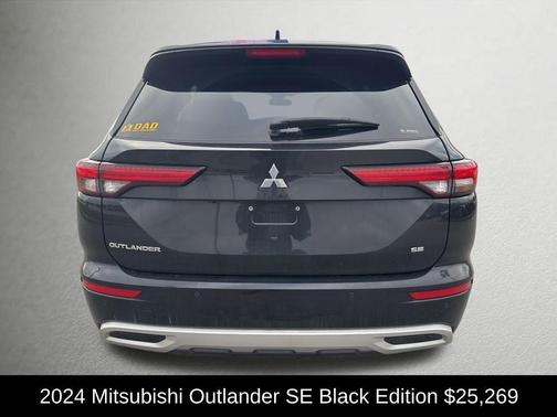 2024 Mitsubishi Outlander SE Black Edition