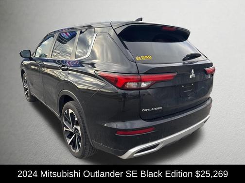 2024 Mitsubishi Outlander SE Black Edition