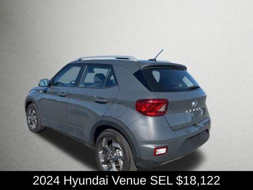 2024 Hyundai VENUE SEL