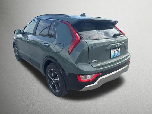 2025 Kia Niro SX