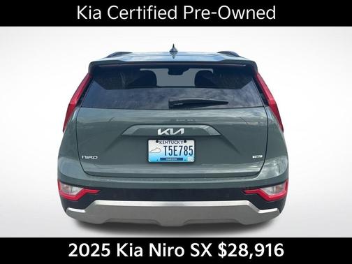 Green 2025 Kia Niro SX