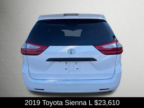 Super White 2019 Toyota Sienna L