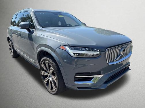 2022 Volvo XC90 Recharge Plug-In Hybrid T8 Inscription Extended Range 6P
