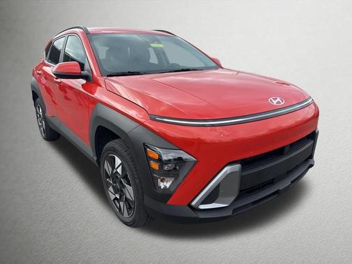 Orange Pearl 2025 Hyundai KONA SEL