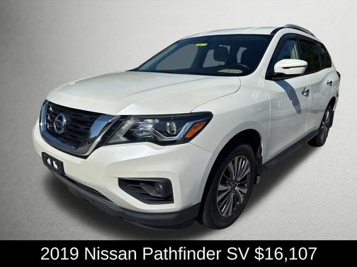 2019 Nissan Pathfinder SV