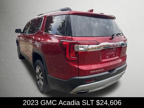 2023 GMC Acadia SLT