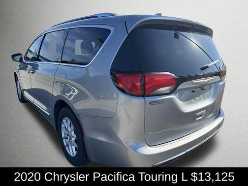 Billet Silver Metallic Clearcoat 2020 Chrysler Pacifica Touring-L