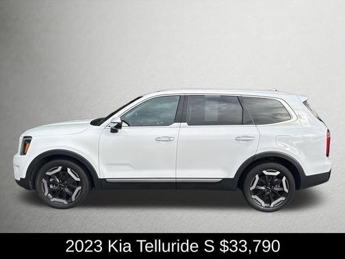 2023 Kia Telluride S
