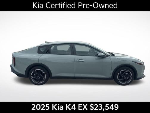 2025 Kia K4 EX