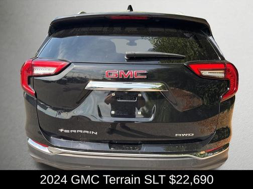 2024 GMC Terrain SLT