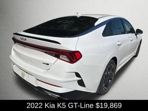 2022 Kia K5 GT-Line