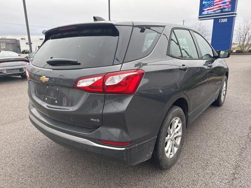 Nightfall Gray Metallic 2018 Chevrolet Equinox LS