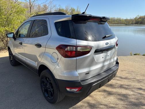 2021 Ford EcoSport SES